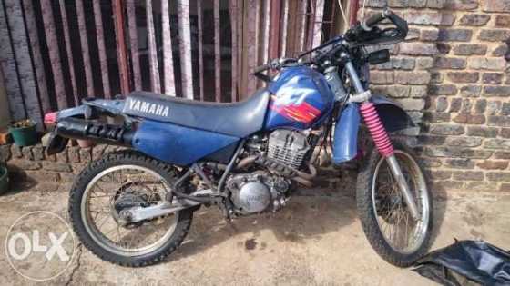 Yamaha XT350