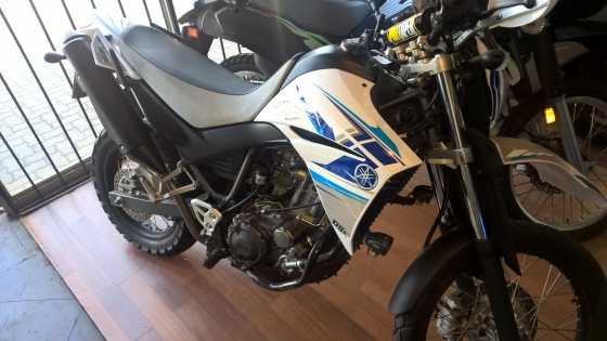 Yamaha XT660R 2015 ONLY - 1500km.