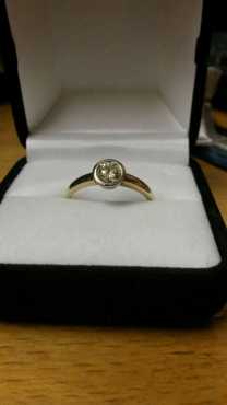 Yellow gold ring