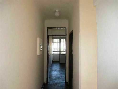 Yeoville 2beds, bathroom, kitchen, lounge, Rental R4660.79 on Grafton