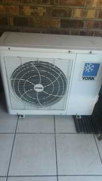 York Air Conditioner Split Unit 28000 btu