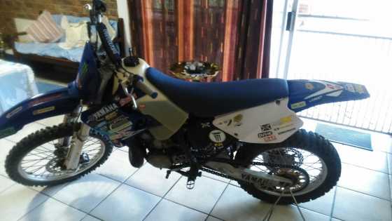 YZ250