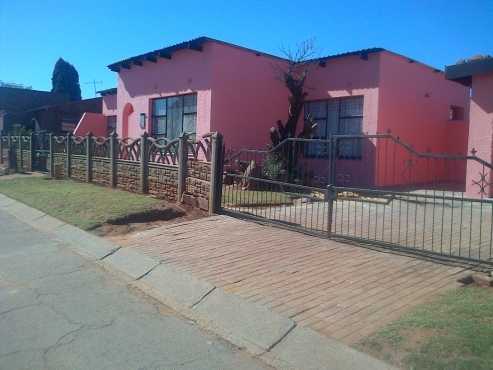 Zone14Sebokeng3bedrooms