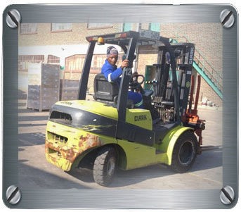 TLB GRADER FORKLIFT FIRST AID EXCAVATOR MOBILE CRANE LHD SCOOPTRUM FRONT END LOADER ADT AND 777 DUMP TRUCK OCCUPATIONAL HEALTH AND SAFETY TRAINING IN CAPE TOWN 0684042001
