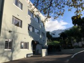 2 Bedroom Apartment / Flat to Rent in Oranjezicht